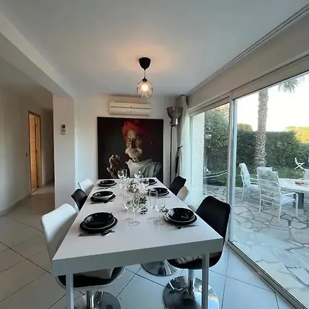 Apartment Maison Charmante A Raphael Saint-Raphael (Var)